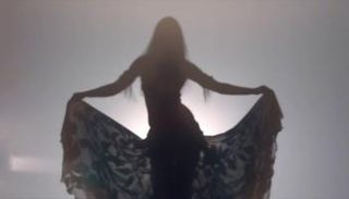 راقصة شرقية ـ تعبيرية 