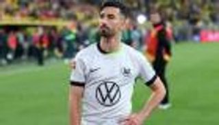 معاملة «مُهينة» تقرّب عمورة من الرحيل عن فولفسبورغ