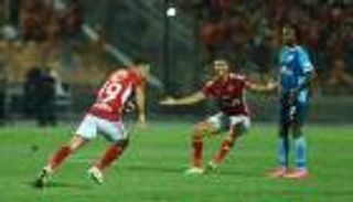 3 سيناريوهات لأزمة قمة الأهلي والزمالك.. هل تمنح بيراميدز لقب الدوري؟