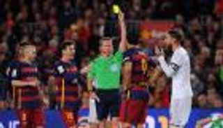 عدو راموس وفأل خير لميسي.. من هو حكم كلاسيكو برشلونة وريال مدريد؟
