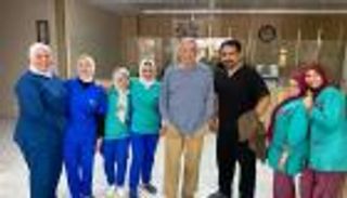 محمود حميدة يزور صبري عبد المنعم في المستشفى.. وتحسن في حالته الصحية