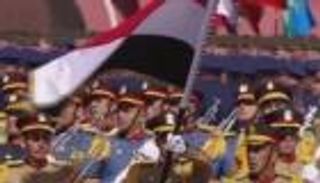 الساحة الحمراء في روسيا تتزين بالقوات المصرية (فيديو)