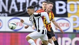 الموهبة الجزائرية ياسين تيطراوي