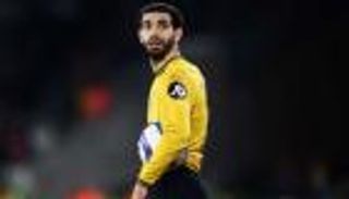 مدرب ولفرهامبتون يصدم ريان آيت نوري