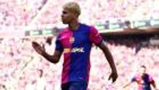 خاص لـ«العين الرياضية».. خبير تحكيمي يحسم الحالات الجدلية في كلاسيكو برشلونة وريال مدريد