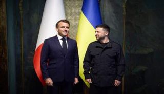 زيليلنسكي وماكرون