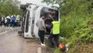 مصرع 8 أشخاص وإصابة 20 في حادث سير بتركيا