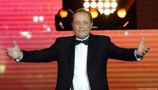 بيان جديد من ورثة محمود عبدالعزيز