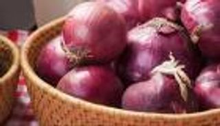 سعر البصل الأحمر في مصر.. ماذا حدث بالأسواق؟