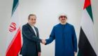 عبدالله بن زايد يبحث مع وزير خارجية إيران العلاقات الثنائية وتطورات المنطقة