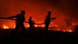 مقتل 13 شخصا في انفجار ذخائر أثناء تفكيكها بإندونيسيا