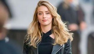 الفنانة آمبر هيرد