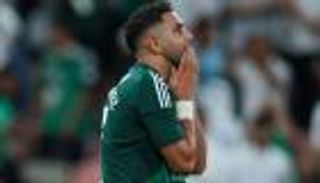 بعد جدل واسع.. سبب غياب محرز عن الأهلي السعودي