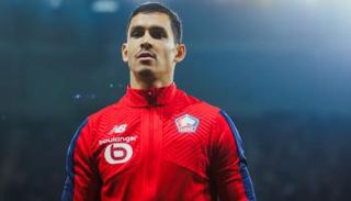 ماندي مدافع ليل الفرنسي