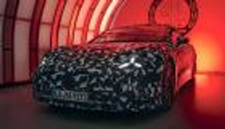 مرسيدس تتأهب لطرح أول سيارة سيدان كهربائية «خارقة»