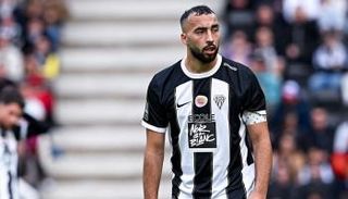 عبدلي قائد أنجيه الفرنسي