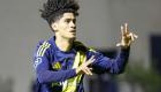 بإصرار محرز وعزيمته.. موهبة جزائرية تبهر فرنسا