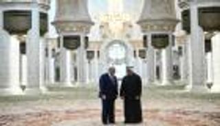 ترامب في جامع الشيخ زايد.. رسائل تسامح من وطن السلام (صور)