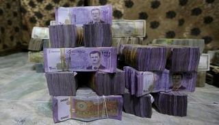 عملات ورقية فئة 2000 ليرة سورية - رويترز