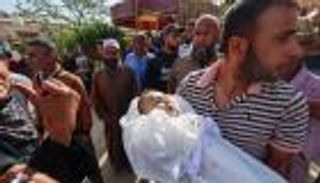 «يتضورون جوعا».. ترامب يعد بـ«أمور جيدة كثيرة» في غزة