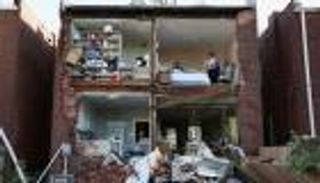 أعاصير قاسية تجتاح أمريكا.. 16 قتيلا ودمار 5 آلاف مبنى (صور)