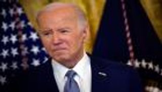 صمت أبٍ وحيرة «رئيس».. تسجيل يكشف «أسرارا» عن ذاكرة بايدن