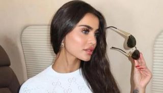  الدكتورة يومي 