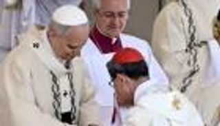 أول صورة رسمية لنقوشه.. تفاصيل خاتم الصياد الجديد للبابا ليو الرابع عشر