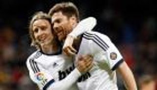 ريال مدريد.. 5 أسباب تجبر ألونسو على التمديد لـ«صديقه» مودريتش