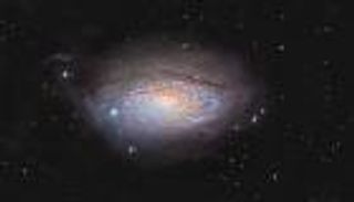 مصور فلكي هاو يلتقط صورة مذهلة لمجرة «عباد الشمس» (فيديو وصور)