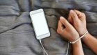 هل تستطيع العيش شهرا بدون هاتف؟ إليك نتائج تجربة شبابية جريئة