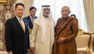 الشيخ نهيان بن مبارك آل نهيان وفرافاواناثمابينان سيسو