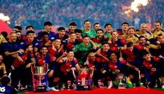 احتفالات برشلونة بالثلاثية المحلية