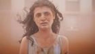 مهرجان كان السينمائي 2025: «ألفا» لجوليا دوكورنو: بين الجمال والمأساة في عالم الإيدز