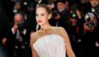 أشهر صيحات المكياج وتسريحات الشعر في مهرجان كان 2025 (صور)