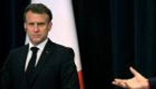 «تسلل» الإخوان يوقظ الإليزيه.. وماكرون يتحرك لمواجهة تغلغل الجماعة