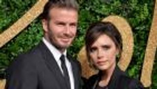 فيكتوريا بيكهام تكشف تفاصيل توتر علاقتها ببروكلين ونيكولا