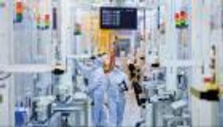 بنية تحتية وتشريعات مرنة.. الإمارات تقود صناعة الإلكترونيات في المنطقة