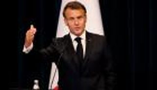 ماكرون يعيد بناء صورة فرنسا.. 6 أيام في جنوب شرق آسيا