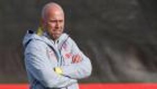 على درب كلوب.. أرني سلوت يحدد مستقبله في ليفربول