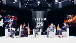 جانب من جلسة نقاشية وزارية في «جيتكس أوروبا 2025»