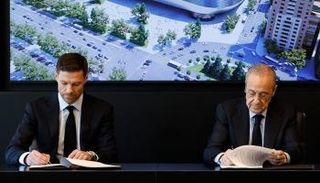 تشابي ألونسو وفلورنتينو بيريز في ريال مدريد