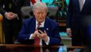 «توصية ترامب لم تحرك أي ساكن».. نظرة مختلفة على الرسوم الجمركية