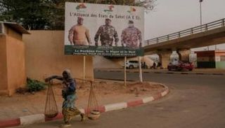 صورة لقادة تحالف دول الساحل في نيامي بالنيجر