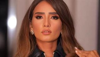 الفنانة زينة