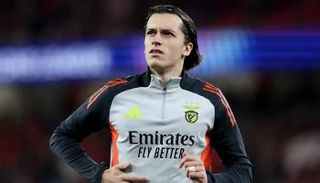 ألفارو كاريراس يقترب من ريال مدريد