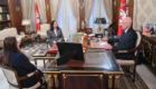 فتح التوظيف العمومي في تونس.. قرار رئاسي تاريخي أم مخاطرة مالية؟