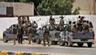 ليبيا.. أزمة أمنية تضرب مؤسسة النفط وتهديد بوقف الإنتاج