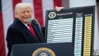 قبول طعن إدارة ترامب.. محكمة استئناف أمريكية تعيد فرض رسوم «يوم التحرير»