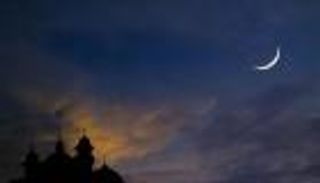 العيد الجمعة أم السبت؟ اختلاف مواعيد عيد الأضحى بسبب هلال ذي الحجة